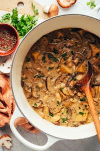 Cozy White Bean Mushroom Stew (Vegan) - Minimalist Baker