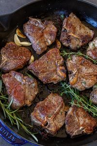 Pan Seared Lamb Loin Chops - Momsdish