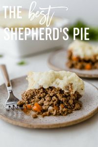 This Shepherd's Pie recipe is an Irish classic! You can use ground lamb or beef, and the whole casserole is topped with beautifully browned mashed potatoes. #browneyedbaker #shepherdspie #irishfood #irishrecipes #stpatricksday #casserole #mashedpotatoes #lamb #beef via @browneyedbaker