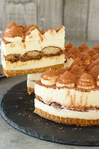 Another version of the world famous tiramisu dessert, no-bake tiramisu cheesecake. With the essential flavours of a tiramisu and so easy to prepare.