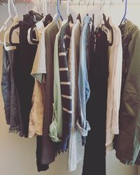 Kelly ✨ (@kelly.tharpe) on Instagram: “I have created my very first #project333 wardrobe! 33 items (clothing, outerwear, accessories &…”