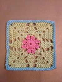 365 Granny Squares Project: Petals and leaves......