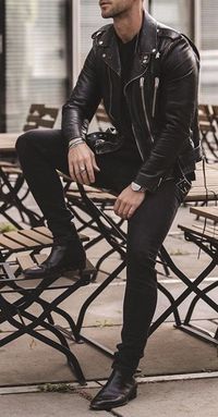 #fashion #LeatherJackets #Fashion #Style #OOTD #mensfashion #FallFashion #StreetStyle #Trendy #OutfitInspiration #EdgyFashion #Mensfallfashion #Autumnstyle #Layeredlooks #Cozymenswear #FallEssentials #Sweaterweather #Bootsseason #plaidoutfits #outerweargame #Streetstylefall #badboy #badboyvibes #dobermanstyle