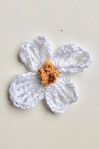 Crochet Lacy Dogwood Flower