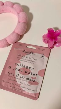 #skincare #skinhealth #facemask #moisturizing #lifestyle #lifestyleblogger #aesthetic #flatlay #foryoupage #pink #pinkaesthetictheme