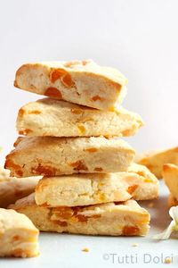 Apricot Almond Scones