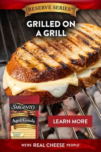 Grilled cheese – on a grill. See what we did there? You reserve the right to try it tonight with Sargento® Reserve Series™ slices.