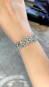 A Touch of Luxury: Elevate Your Fashion with the Finest Women's Bracelet Selection. Video Credit @Jewelry Next