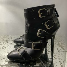 Resoled. Barely Worn. Decarnin Era. Balmain Boots, Balmain Shoes, Giuseppe Zanotti, The Universe, Bootie Boots, Ankle Boots, Women Shoes, Boots, Women Shopping