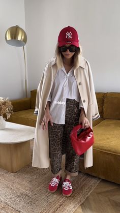 Maxi Dress Outfit Street Style, Fall Leopard Outfits, Animal Print And Red Outfit, Summer Outfits With Docs, Red Samba Outfit, Leopard And Red Outfit, Red Tennis Shoes Outfit, Streetwear Fashion 2024, Red And Leopard Outfit