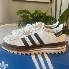 Brand New Adidas Women's White And Brown Trainers Size Us 9. Adidas Leather Platform Sneakers With White Sole, Brown Trainers, Adidas Superstar Women, Boost Shoes, Bold Shoes, Maternity Chic, Clothing Haul, Adidas Shoes Women, Brown Sneakers