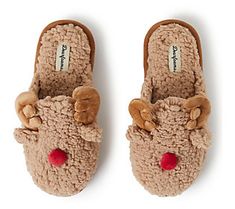 Celebrate the fun of the holiday season with this reindeer scuff slipper, featuring a bright red nose and antlers, cozy flannel lining, and an insole that keeps feet feeling relaxed all day. From Dearfoams. Casual Christmas Slippers With Round Toe, Cozy Flannel, Red Nose, Mens Slippers, Men Shoes Size, Antlers, Bright Red, Reindeer, The Holiday