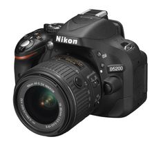 the nikon d700 digital slr camera