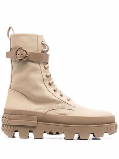 beige leather two-tone detail front lace-up fastening logo pull-tab at the heel decorative buckle detail almond toe branded insole branded heel counter low heel rubber lug sole Iconic Bags, Boot Pumps, Lug Sole, Pump Sandals, Ski Wear, Printed Leather, Top Shoes, Low Heels, Boot Shoes Women