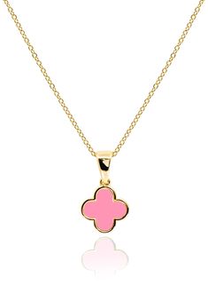 PRICES MAY VARY. The dainty clover pendant is made from mother of pearl. Each charm is carefully handpicked for its exceptional quality. You can choose pendant from various color of white, black, blue, pink, and mint green. It looks perfect with every outfit, express your unique style ! ✦ SIZE ✦ Clover pendant: 11mm (W) x 11mm (L). Chain length: 17"＋2" extender (43cm＋5cm). It's designed to fit on anyone, making it comfortably wearable wherever and whenever. ✦ HIGH QUALITY ✦ Made of high quality Cute Cheap Jewelry, Preppy Jewlery, Preppy Wishlist, Preppy Accessories, White Clover, Preppy Jewelry, Four Leaf Clover Necklace, Clover Pendant, Jewelry Accessories Ideas