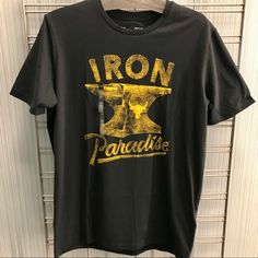 New With Tags Under Armour Project Rock Iron Paradise Tee. Limited Item And Sold Out In Store. (Only Selling At Price Listed. No Offers For Project Rock Items) - Loose: Fuller Cut For Complete Comfort. - Charged Cotton Has The Comfort Of Cotton, But Dries Much Faster - 4-Way Stretch Construction Moves Better In Every Direction - Material Wicks Sweat & Dries Really Fast - 57% Cotton/38% Polyester/5% Elastane - Size: Small Under Armour Graphic Print Tops For Streetwear, Iron Paradise, Mens Workout Shirts, Compression Shirt, Athletic Men, Under Armour Shirts, Mens Green, Under Armour Men, Grey Shirt