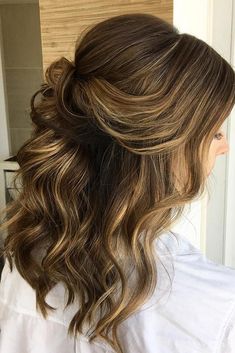 Face Framing Hairstyles Half Up, Wedding Hair For Shoulder Length Hair Half Up, Half Updo Brown Hair, Half Bun Medium Length Hair, Soft Bridal Hair Half Up, Shoulder Length Semi Formal Hair, Wedding Hair Partially Up, Quarter Up Wedding Hair, Messy Wedding Hair Half Up