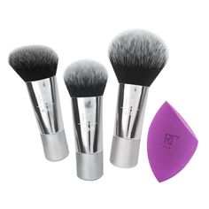 Highlight Powder, Make Up Sponge, Shading Brush, Metallic Eyes, Stocking Stuffers For Women, Makeup Blender, How To Apply Blush, Makeup Brush Kit, Cream Foundation