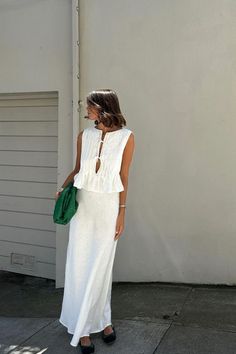 Discover the perfect white maxi skirt outfits for any occasion! From casual brunches to stylish dinners, explore versatile and chic looks with our top styling tips and outfit ideas. White Maxi Skirt Outfit, White Maxi Skirt, White Maxie Skirt, White Maxi Skirts, White Maxy Skirt, White Maxi Skirt Outfits, Summer Outfit, Outfit Ideas, Beach Outfit, My Vibes, Summer Aesthetic, Maxi Skirt Outfit, Maxi Skirt Style, Maxi Skirt Set, Maxi Skirt Outfits, Maxy Skirt Outfits Fall White Maxi Skirt Outfit, Women Casual Outfits, Look Hippie Chic, Linen Skirts, Long Skirt Suits, Lady Office, White Long Skirt, Fest Outfits, Solid Skirt