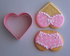 Bathing Suit Cookies, Bathing Suit Cookies Decorated, Lingerie Cookies, Series Ideas, Beach Cookies, Valentine Sugar Cookies, Cookie Tutorials