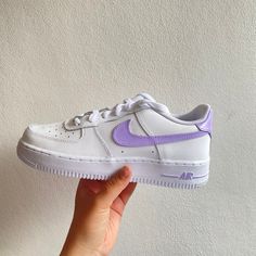 ✈︎ Worldwide shipment. ♥ Hand painted custom Nike sneakers ★ Time to ship out is 1-2 weeks at te moment! - All customs are waterproof / scratch resistant. Order your customs sneakers below. Purple Monochrome, Shoe Artwork, Black Air Force 1, Custom Nike Shoes, Custom Air Force 1, Custom Nike, Custom Nikes, Custom Sneakers, Sneaker Collection