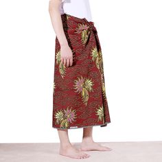 Southeast Traditional Clothing Sarong for Men Women Myanmar Longyi Tamane Skirt Thailand Thai Sinh Traditional Clothing, Sarong, Myanmar, Traditional Outfits, Smart Shopping, Thailand, Men And Women, Better Living, For Men