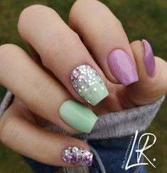 Dip Nails Spring, Do It Yourself Nails, Spring Crafts Preschool, Preschool Spring, Sns Nails Colors, Cold Rain, Sassy Nails, Crafts Preschool, Out Of My Comfort Zone