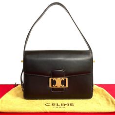 Celine Vintage Triomphe Hardware Leather 2way Mini Shoulder Bag Brown Height: Approx. 18cm Width: Approx. 25.5cm Thickness: Approx. 4cm Handle: Approx. 55.5cm Shoulder Strap: Approx. 74.5cm Celine Vintage, Celine Triomphe, Border Box, Shoulder Bag Brown, Celine Bags, Mini Shoulder Bag, List Style, Japan Fashion, Fendi Bags