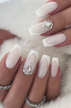 White On White French Manicure, Graduation Nail Designs, Bridal Nails Designs, French Tip Nail Art, Wedding Nail Art Design, Graduation Nails, Wedding Nails Design, White Nail Designs, Nail Art Wedding