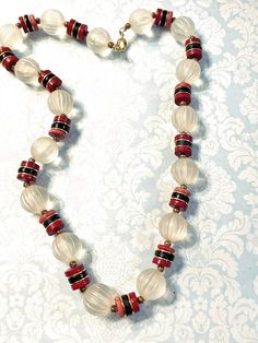 Vintage Signed Japan Frosted White Lucite Necklace w Black And Red Discs 16" | eBay Retro Red Beaded Necklace, Jewelry Lover, Vintage Signs, Vintage Jewelry, Jewelry Accessories, Black And Red, Japan, Red, White