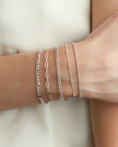 Chain Silver Bracelet, Small Silver Bracelets, Simple Bracelets Silver, Everyday Jewelry Simple Silver, Silver Jewelry Bracelet Stack, Silver Jewelry Aesthetic Bracelet, Silver Chain Bracelets