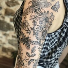 Arm Tattoo Tattoo Artistic Design Tattoo Artistic, Your Insecurities, Stunning Tattoos, Beautiful Flower Tattoos, Tattoo Tattoo, Life Path, Beautiful Flower, Tattoo On, Flower Tattoos