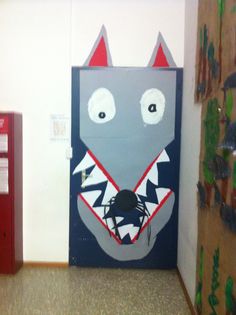 a door decorated to look like a wolf