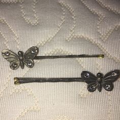 New Without Tags Butterfly Hair Pins, Choppy Bangs, Sally Face, Butterfly Hair, Silver Butterfly, Christmas 2024, Dream Jewelry, Cute Jewelry, Rosemary