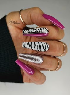 Werbung
Gearbeitet mit den Produkten von Cupionails www.cupio-nails.de Zebra Design Nails, Nail Art Zebra Print, Nail Zebra Designs, 40th Birthday Nails Design, Sassy Nails Designs, Zebra Print Nails Designs, Nails Zebra Print, Animal Print Nail Designs, Zebra Nail Designs