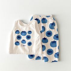 I LIKE Baby 2-Piece Blueberry Sleeveless Set Easy Sew Baby Clothes, Colorful Baby Clothes, Japanese Baby Clothes, Unisex Newborn Clothes, Homemade Baby Clothes, Funky Baby Clothes, Baby Announcement Pictures