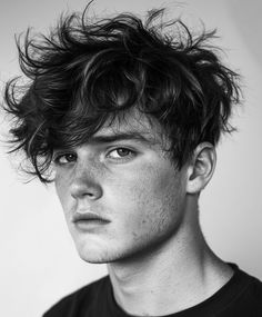 Exploring 31 Trendy Messy Haircut Men Styles for Short Medium and Long Hair Messy Haircut Men, Messy Layers, Red Hair Halloween Costumes, Kids Style Hair, Tousled Bob, Stylish Short Haircuts, Protective Hairstyles For Natural Hair, Haircut Men