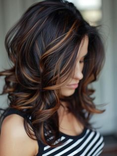 Rich Girl Hair, Brown Hair With Lowlights, Edgy Hair Color, Rambut Brunette, Edgy Looks, Hair Color Unique, Brunette Hair With Highlights, Chocolate Brown Hair, Gorgeous Hair Color