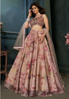 Organza Lehenga, Gaun Fashion, Choli Designs, Lehenga Choli Online, Indian Wedding Wear, Lehenga Collection, Ghagra Choli