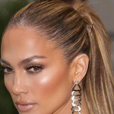 Jlo Blonde Hair, Blonde Jennifer Lopez, Jlo Hair Blonde Jennifer Lopez, Mac Face Charts, Face Charts, Pretty Makeup Looks