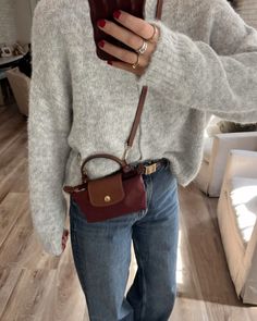 fall inspo inspiration burgundy maroon wine cherry longchamp sweater mood moody season outfit bag ootd #ootd #fall #falloutfitsforwomen idea Burgundy Dress Casual, Maroon Bag Outfit, Burgundy Purse Outfit, Burgundy Longchamp, Brown Handbag Outfit, Maroon Outfit Ideas, Burgundy Bag Outfit, Maroon Sweater Outfit, Burgundy Sweater Outfit