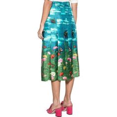 A classic Gucci cut used season after season this pleated, silk midi skirt has been printed with a glorious, garden print. Cut to sit high on the waist, it fastens with a side zip, while the distinctive pleated design works harmoniously with the print to give the impression of a dreamy, breeze-stroked meadow. Silk 100% Made in Italy Silk Full Skirt With Floral Print, Spring Silk Skirt With Pleated Waist, Silk Flared Pleated Skirt For Summer, Summer Silk Flared Pleated Skirt, Silk Pleated Flared Skirt For Summer, Silk Knee-length Pleated Skirt, Spring Silk Skirt With Accordion Pleats, Gucci Summer Bottoms, Spring Silk Skirt With Floral Print