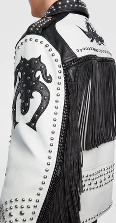 ♚New Men's Handmade Black & White Jacket Silver Studded Fringe Zip Leather Jacket♚  Condition: Brand New With Tags   Material:Original leather   Color:Handmade Men's Black & White Jacket Silver Studded Fringe Zip Motorcycle Rock Stylish Leather Jacket Black   Size: Kindly See Size Chart   Inside: Soft Smooth Lining   Style: Rock Punk Studded   Closing: YKK Zipper   Important Note   Any custom change you want is possible. Please send us message for further details. Studded Jacket made wit Stylish Leather Jacket, Studded Leather Jacket, White Leather Jacket, Black And White Jacket, Fringe Leather Jacket, Studded Jacket, Western Jacket, Fringe Jacket, Leather Outfit