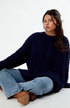 Rory Cable Knit Sweater, Oversize Cable Knit Sweater, Fall Winter Outfits Aesthetic, Sweater Cable Knit, Oversized Cable Knit Sweater Outfit, Christmas Wishlist Inspo 2024, Cute Knit Sweaters, Cable Knit V-neck Sweater, Blue Cable Knit Sweater Outfit