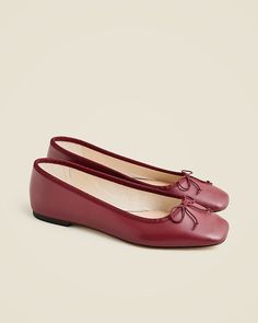 Burgundy Ballet Flats, Burgundy Flats, Red Ballet Flats, Fall Flats, Red Flats, J Crew Men, Loafer Sneakers, Fashion Wishlist, Jcrew Women