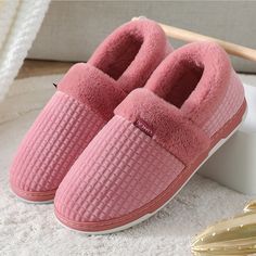 Brand Name: FmetyasiShoes Type: BasicOrigin: CN(Origin)Season: WinterApplicable Place: IndoorUpper Material: flockItem Type: SlippersOutsole Material: PVCHeel Height: Low (1cm-3cm)Fit: Fits true to size, take your normal sizeInsole Material: PlushFashion Element: SewingPattern Type: SolidDepartment Name: AdultModel Number: MSL-057PLining Material: Plushhome slippers men: slippers homeshoes man: men slippersslippers men: male slippersmen slippers with fur: fur slippers manmen slippers indoor: ind Male Sneakers, Christmas Slippers, Best Slippers, Slippers For Men, Bedroom Slippers, Velvet Slippers, Couple Shoes, Winter Slippers, Home Slippers