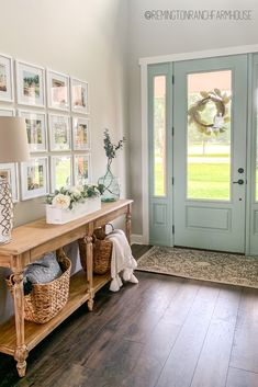 the entryway is clean and ready for us to use as an entrance way in this home