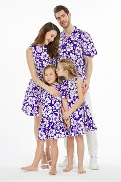 A Match Made in Paradise: Choose Styles for Women, Men, Girls, and Boys. 100% Cotton. Great for family photos, vacations, reunions, parties, and more! Summer Family Matching Sets With Short Sleeves, Family Tops With Character Print And Short Sleeves, Family Matching Short Sleeve Shirt With Character Print, Family Matching Sets With Cartoon Print Short Sleeves, Family Matching Cotton Sets With Cartoon Print, Beach Vacation Wardrobe, Mens Beach Style, Workout Days