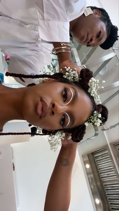 Wedding Crown Black Women, Flower Hairstyles Black Women, Braids With Flowers Black Women, Flowers In Locs, Black Princess Hairstyles, Formal Natural Hair Black Women, Formal Hairstyles For Black Women, Natural Hair Wedding, Bridal Braids