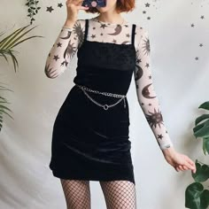 Mesh Blouse Outfit, Indie Outfits Grunge Alternative Fashion, Indie Outfits Alternative Fashion, Indie Outfits Grunge, Sheer Mesh Top, Female Tops, Mesh Blouse, Mesh T Shirt, Tumblr Outfits